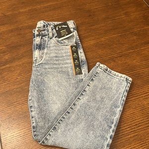 Art Class Girlfriend Jeans High Rise Adjustable Waist New with Tags